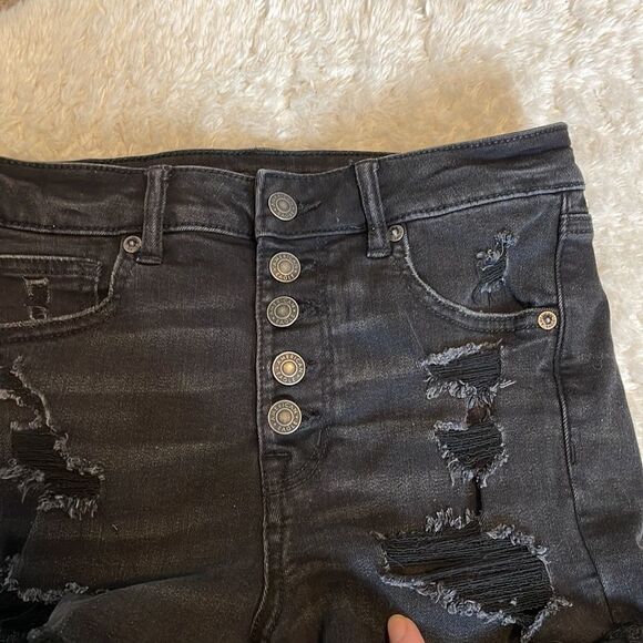 American Eagle High Waisted Shorts - Picture 6 of 9